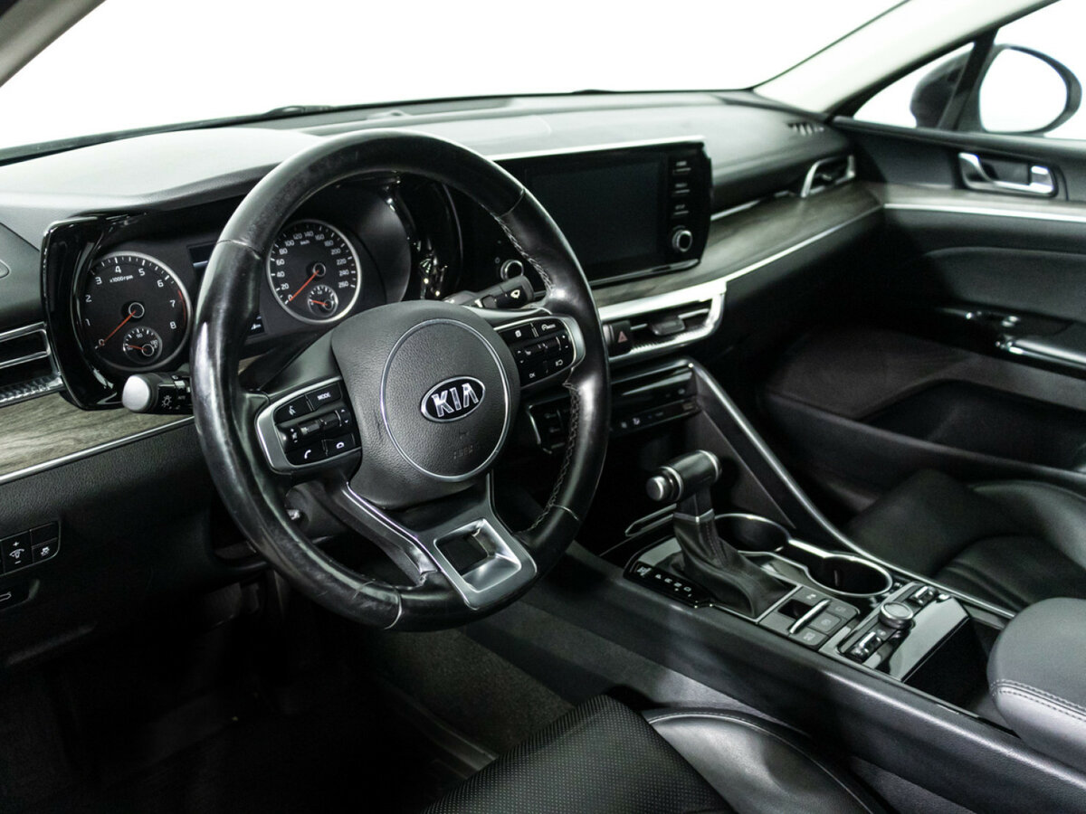 Kia K5 2021 года с пробегом. Фото: #10