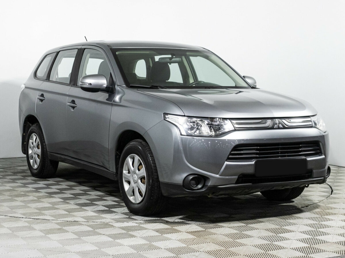 Mitsubishi Outlander 2013 года с пробегом. Фото: #2