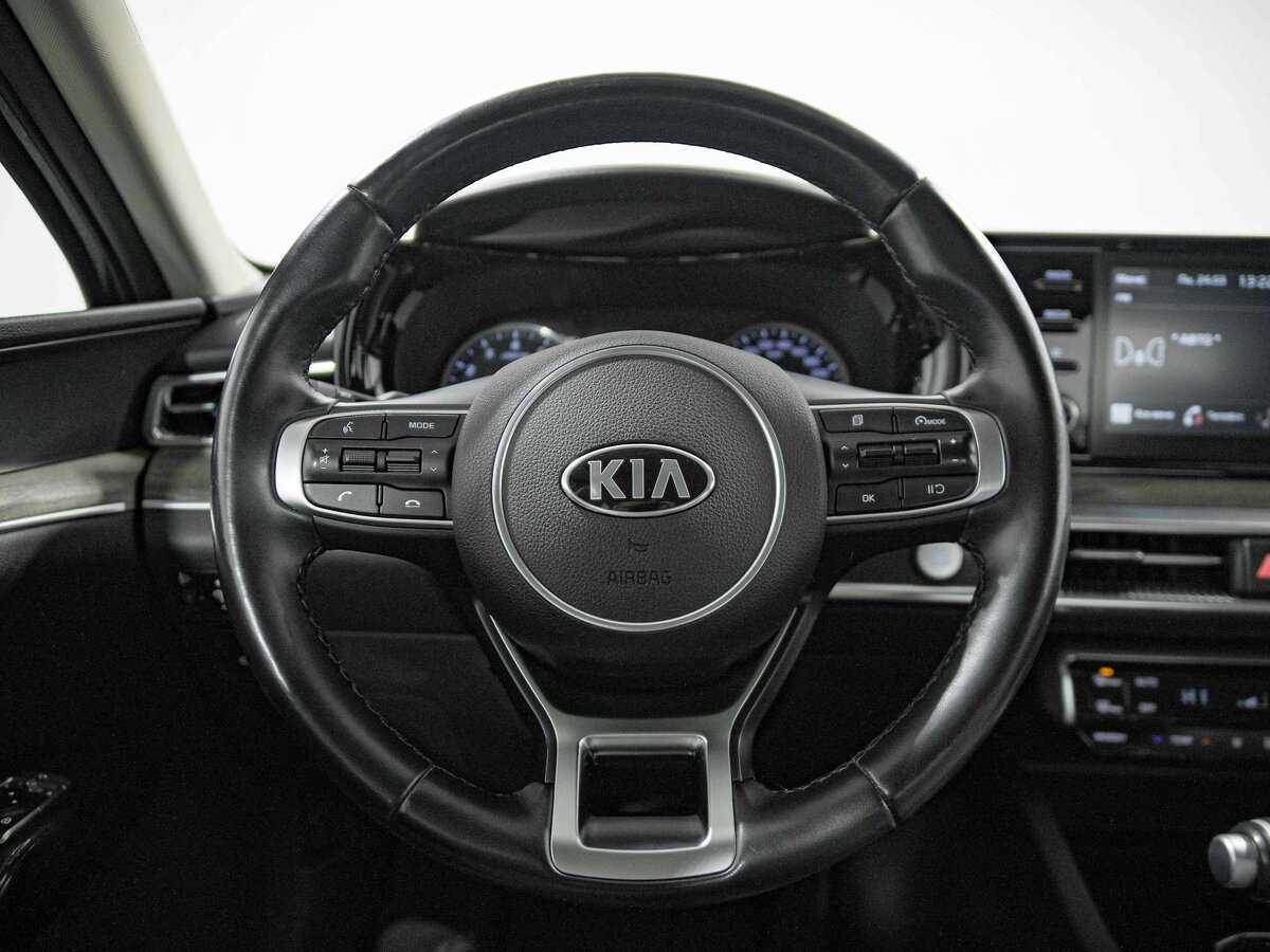 Kia K5 2021 года с пробегом. Фото: #8