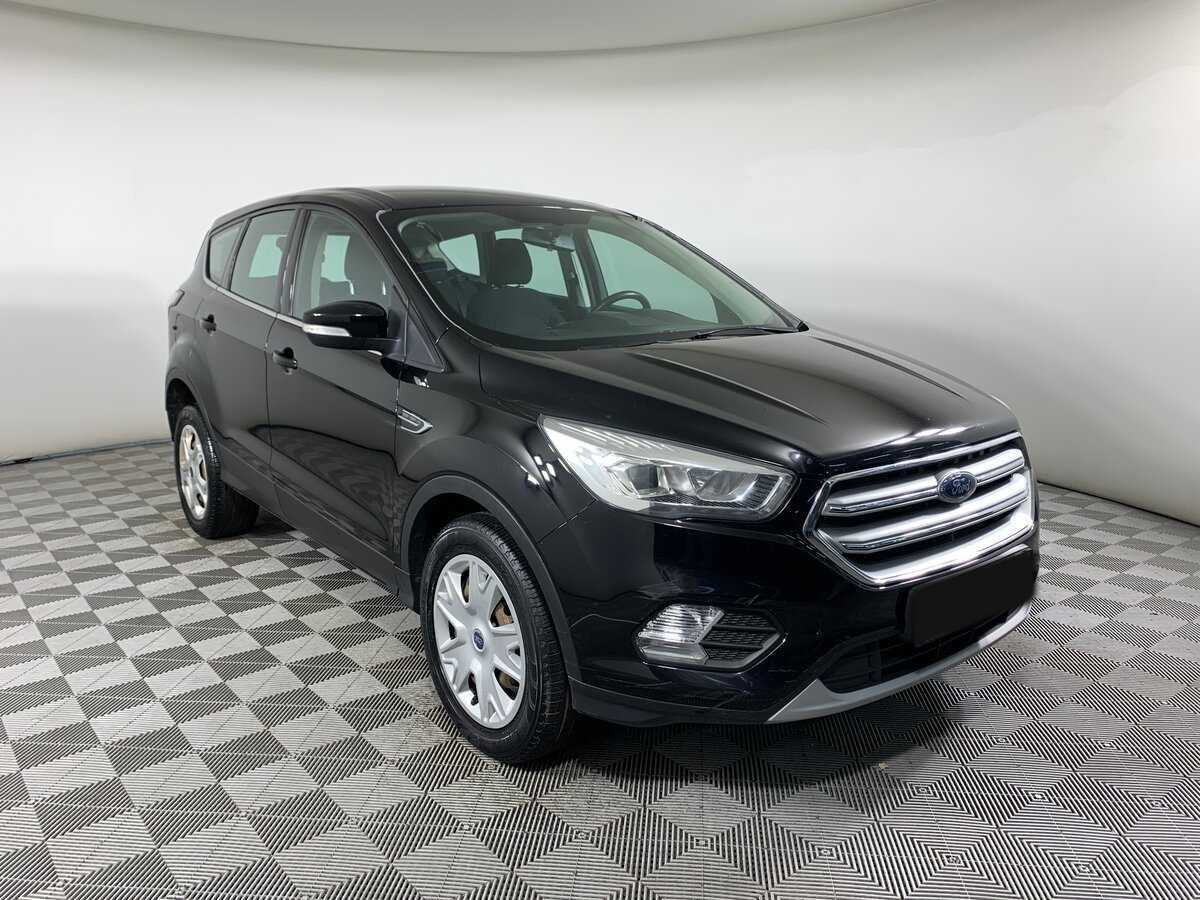 Ford Kuga 2019 года с пробегом. Фото: #2