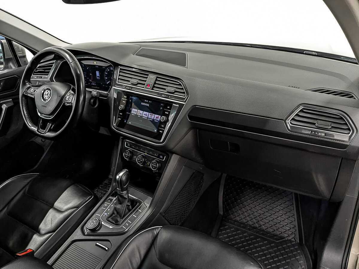 Volkswagen Tiguan 2018 года с пробегом. Фото: #10