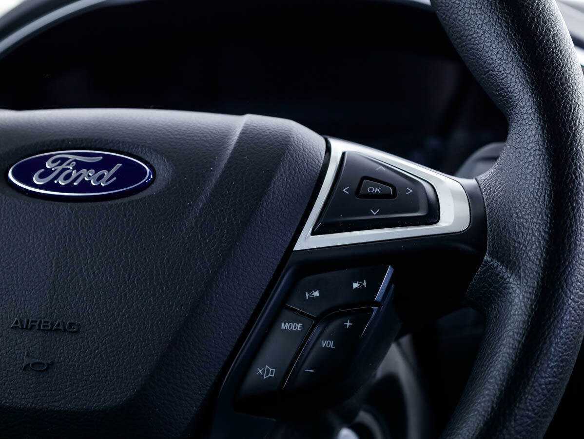 Ford Mondeo 2017 года с пробегом. Фото: #17