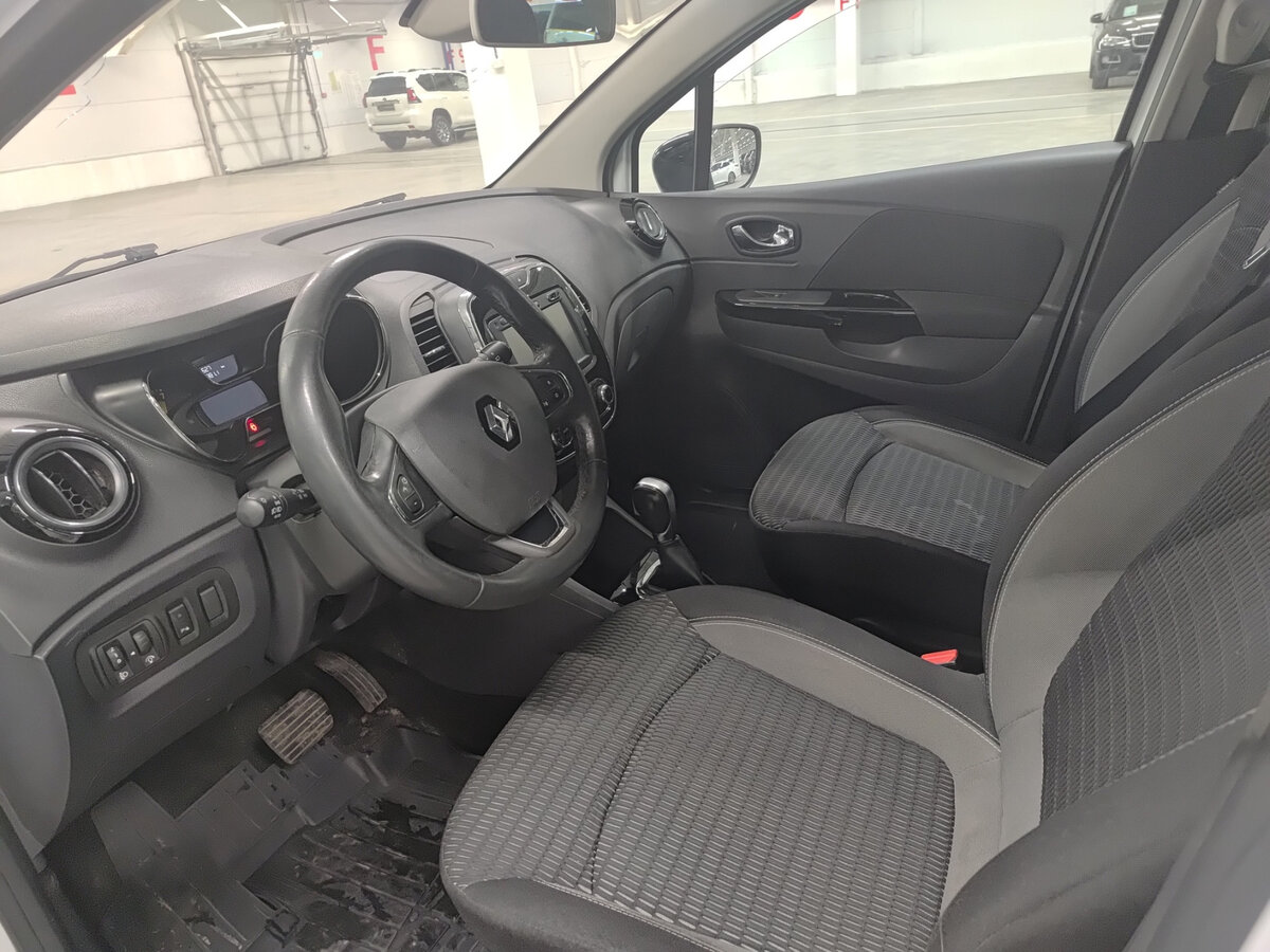 Renault Kaptur 2017 года с пробегом. Фото: #15