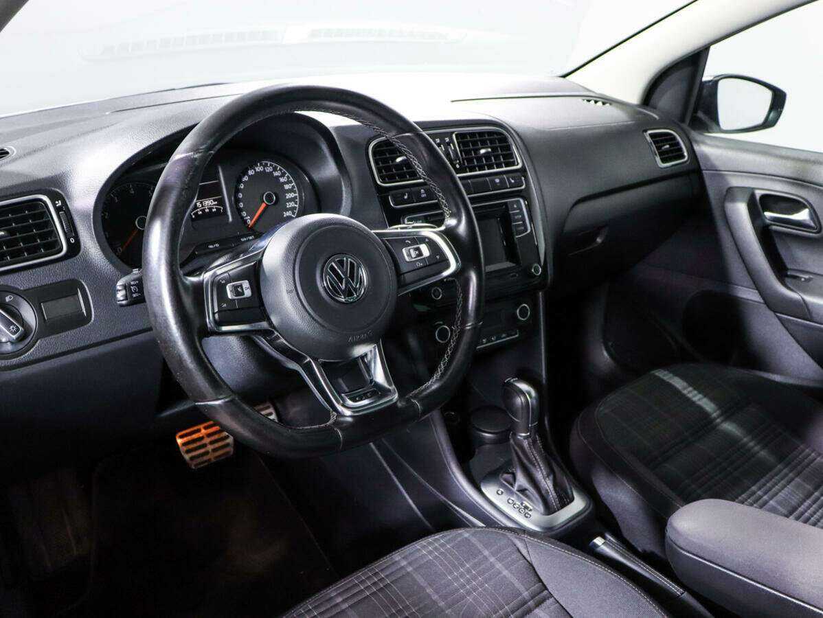 Volkswagen Polo 2017 года с пробегом. Фото: #13