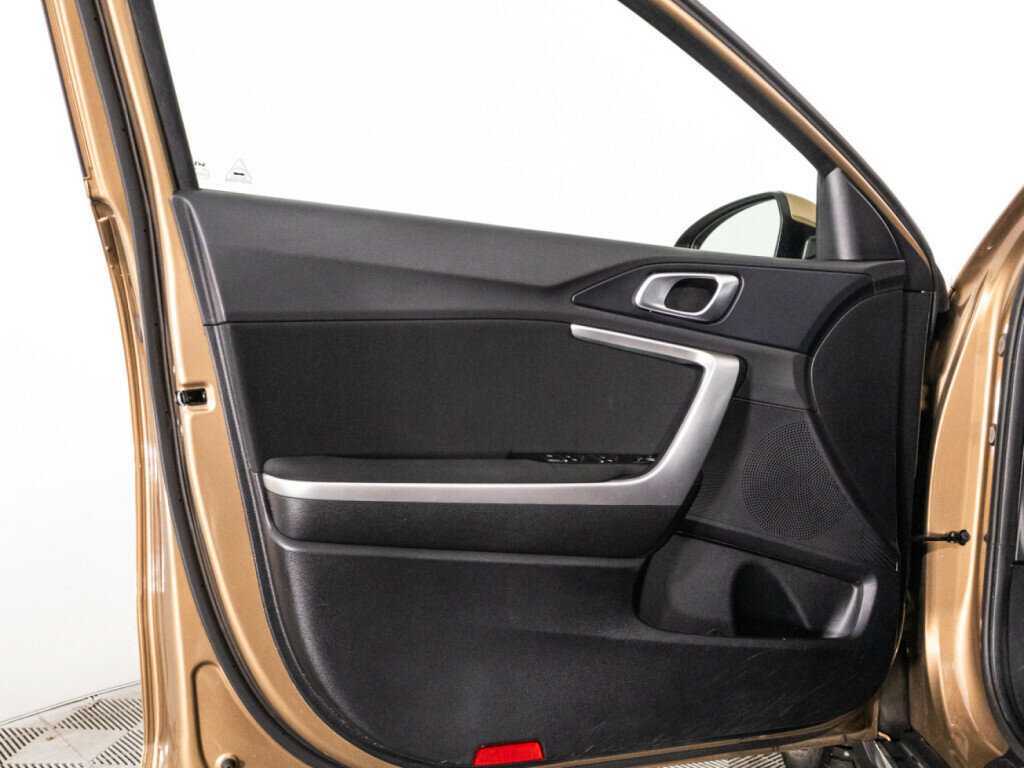 Kia XCeed 2021 года с пробегом. Фото: #25