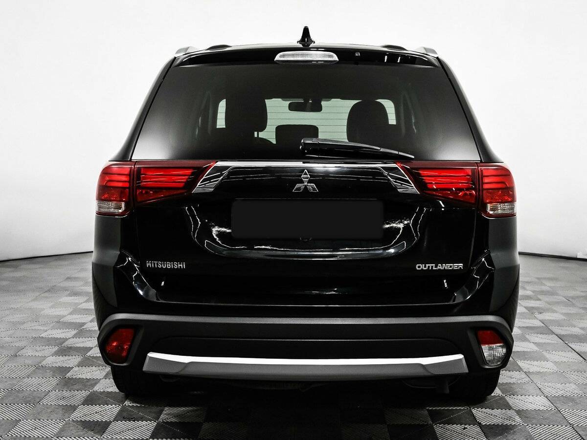 Mitsubishi Outlander 2018 года с пробегом. Фото: #5