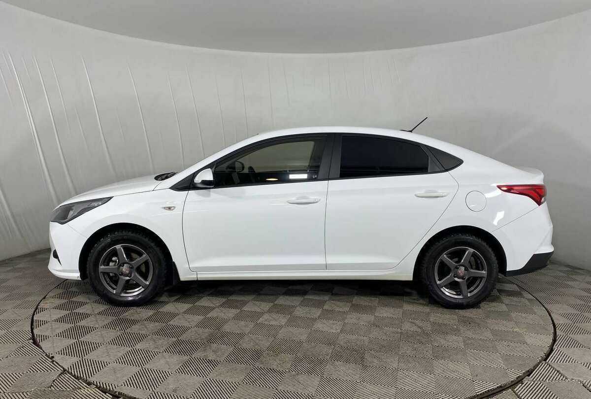 Hyundai Solaris 2021 года с пробегом. Фото: #7