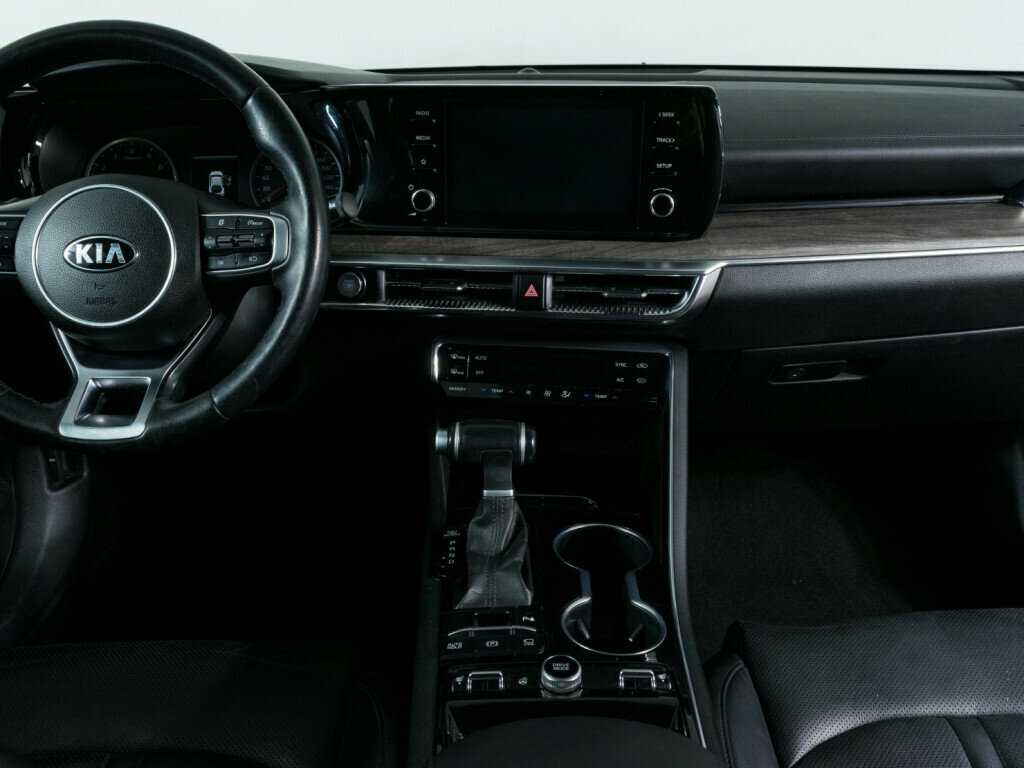 Kia K5 2021 года с пробегом. Фото: #8