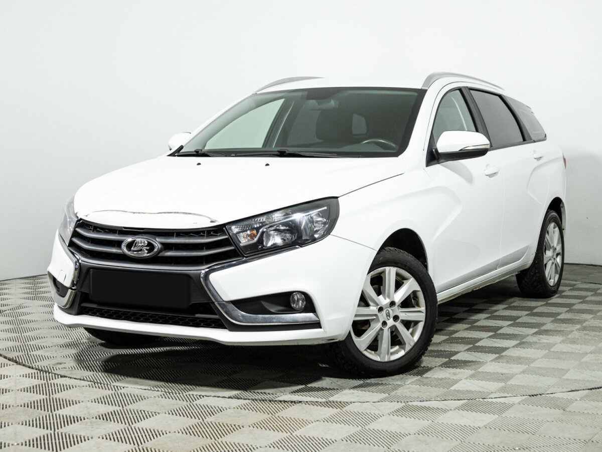 Lada (ВАЗ) Vesta 2020 года с пробегом. Посмотреть фото