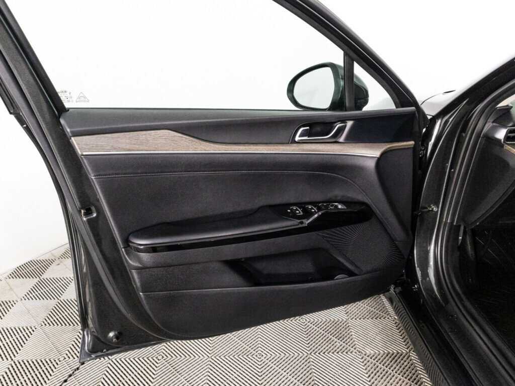 Kia K5 2020 года с пробегом. Фото: #22