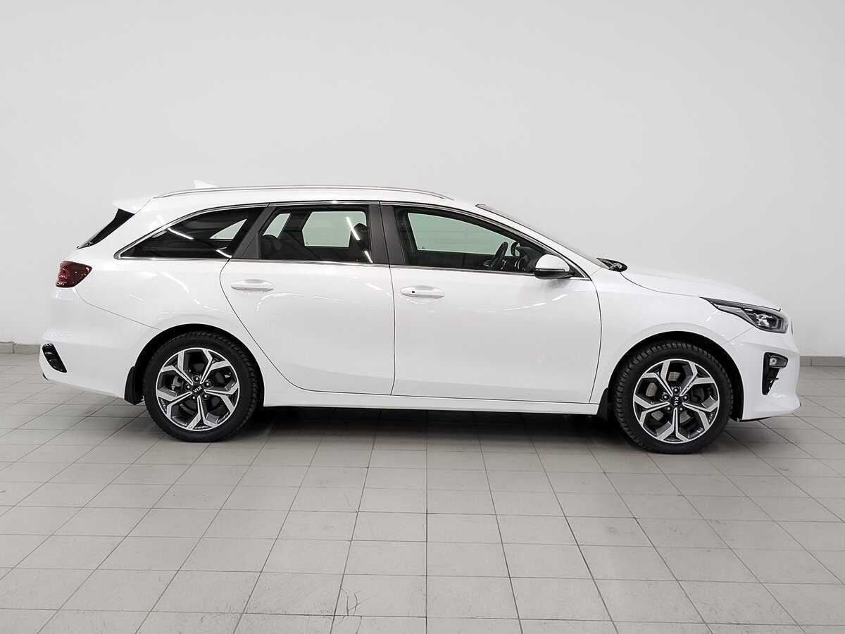 Kia Ceed 2021 года с пробегом. Фото: #3