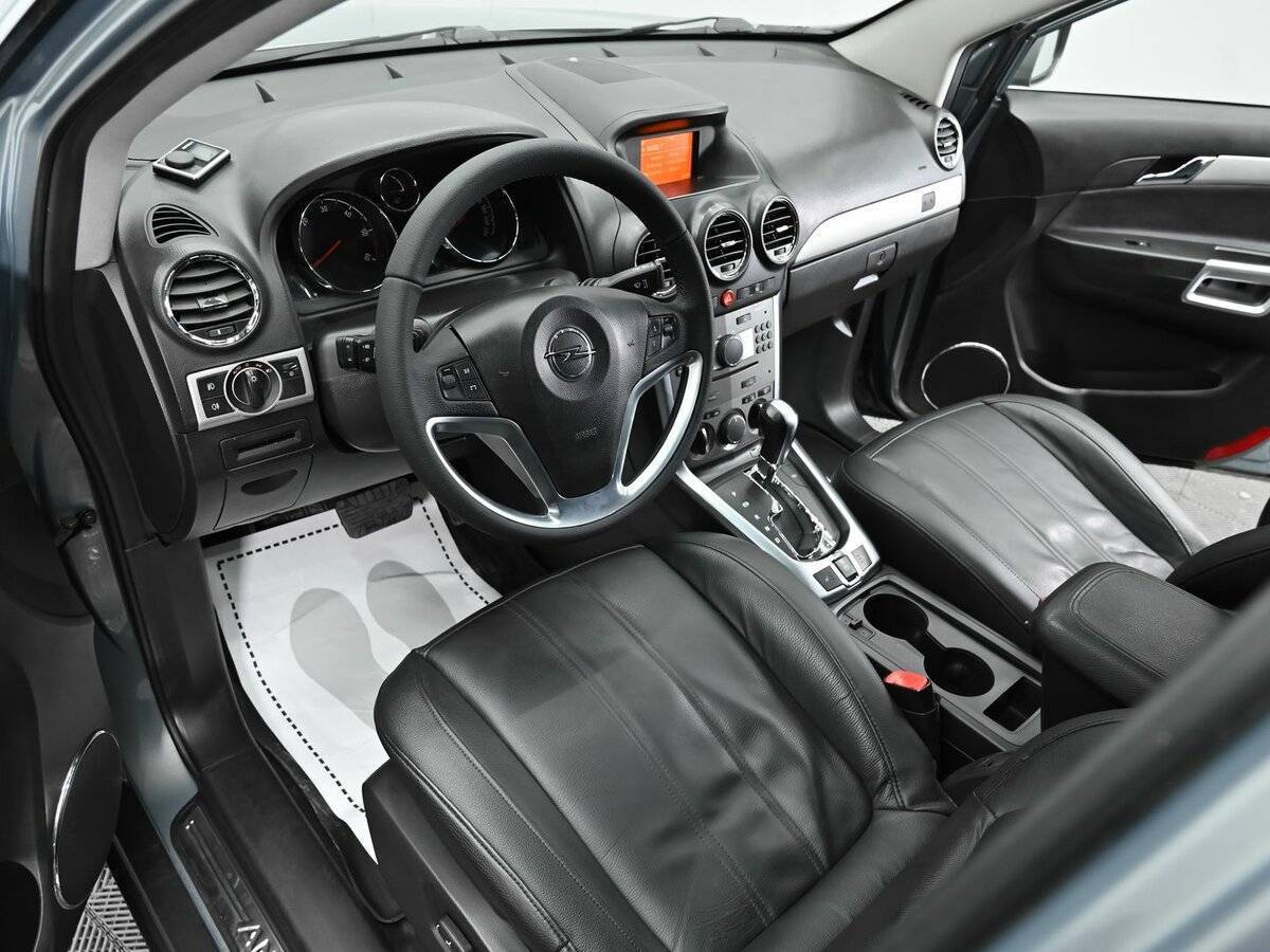 Opel Antara 2013 года с пробегом. Фото: #6