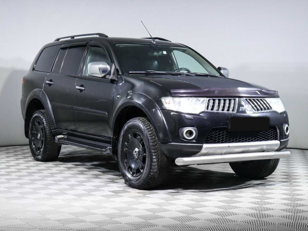 Mitsubishi Pajero Sport 2012 года с пробегом. Фото: #2