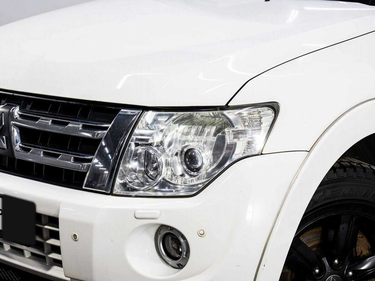 Mitsubishi Pajero 2013 года с пробегом. Фото: #6