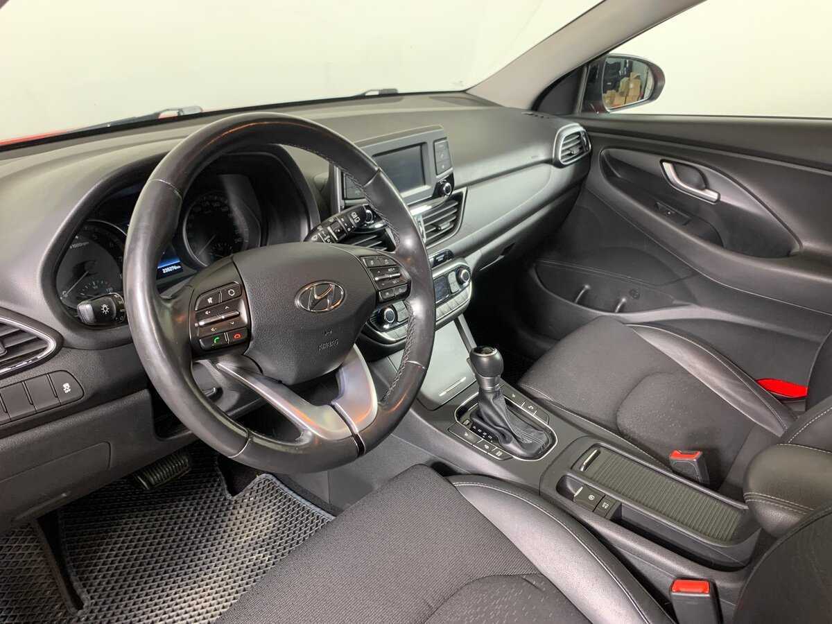 Hyundai i30 2017 года с пробегом. Фото: #11