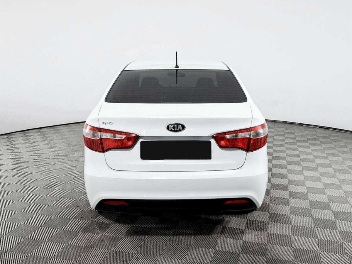 Kia Rio 2013 года с пробегом. Фото: #5