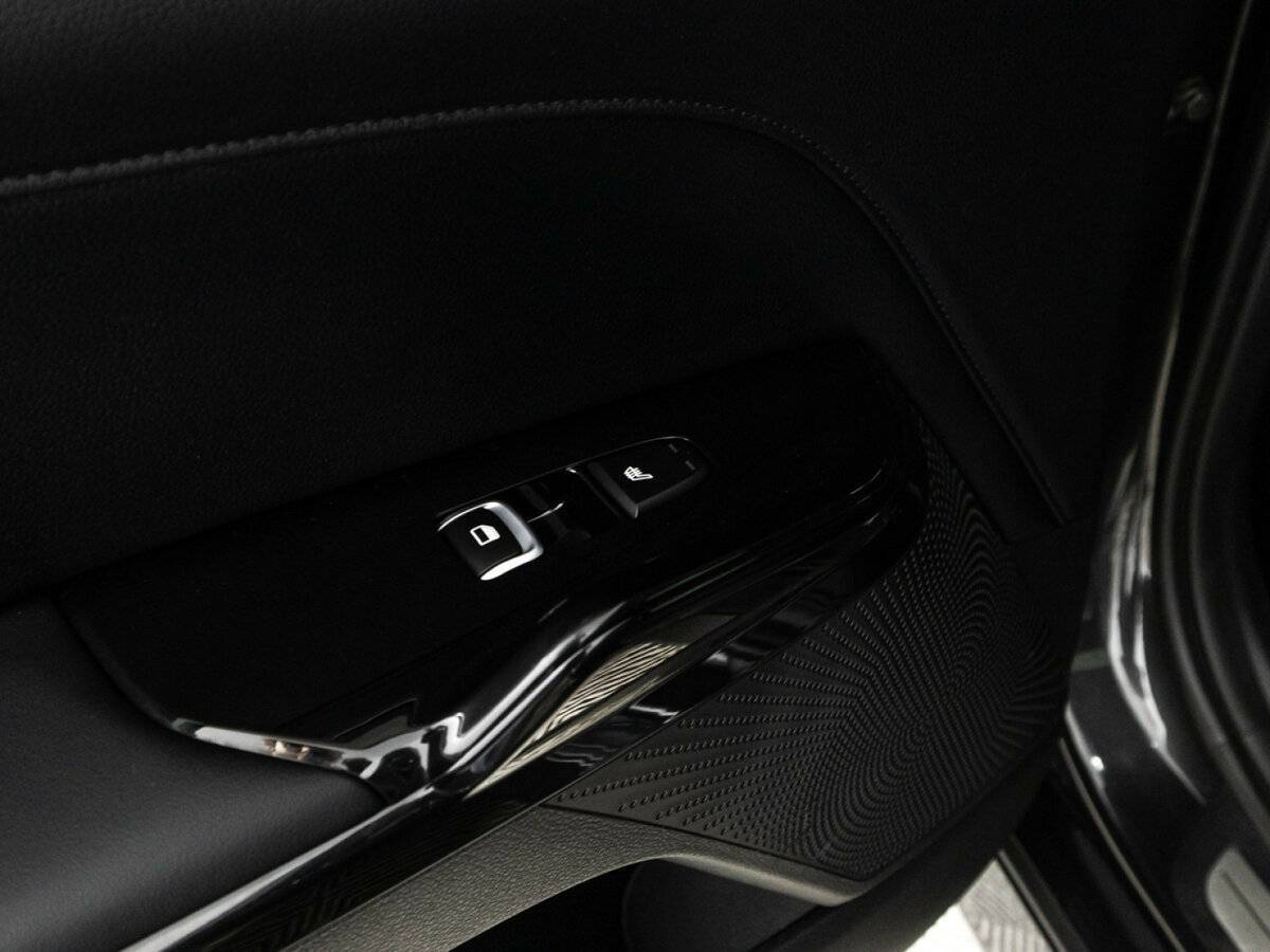 Kia K5 2021 года с пробегом. Фото: #28