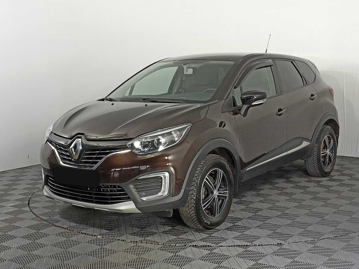 Renault Kaptur 2018 года с пробегом. Посмотреть фото