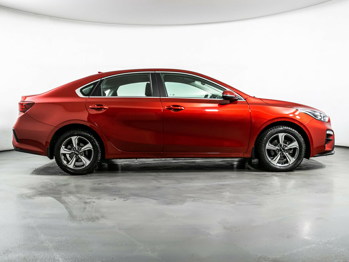 Kia Cerato 2021 года с пробегом. Фото: #3