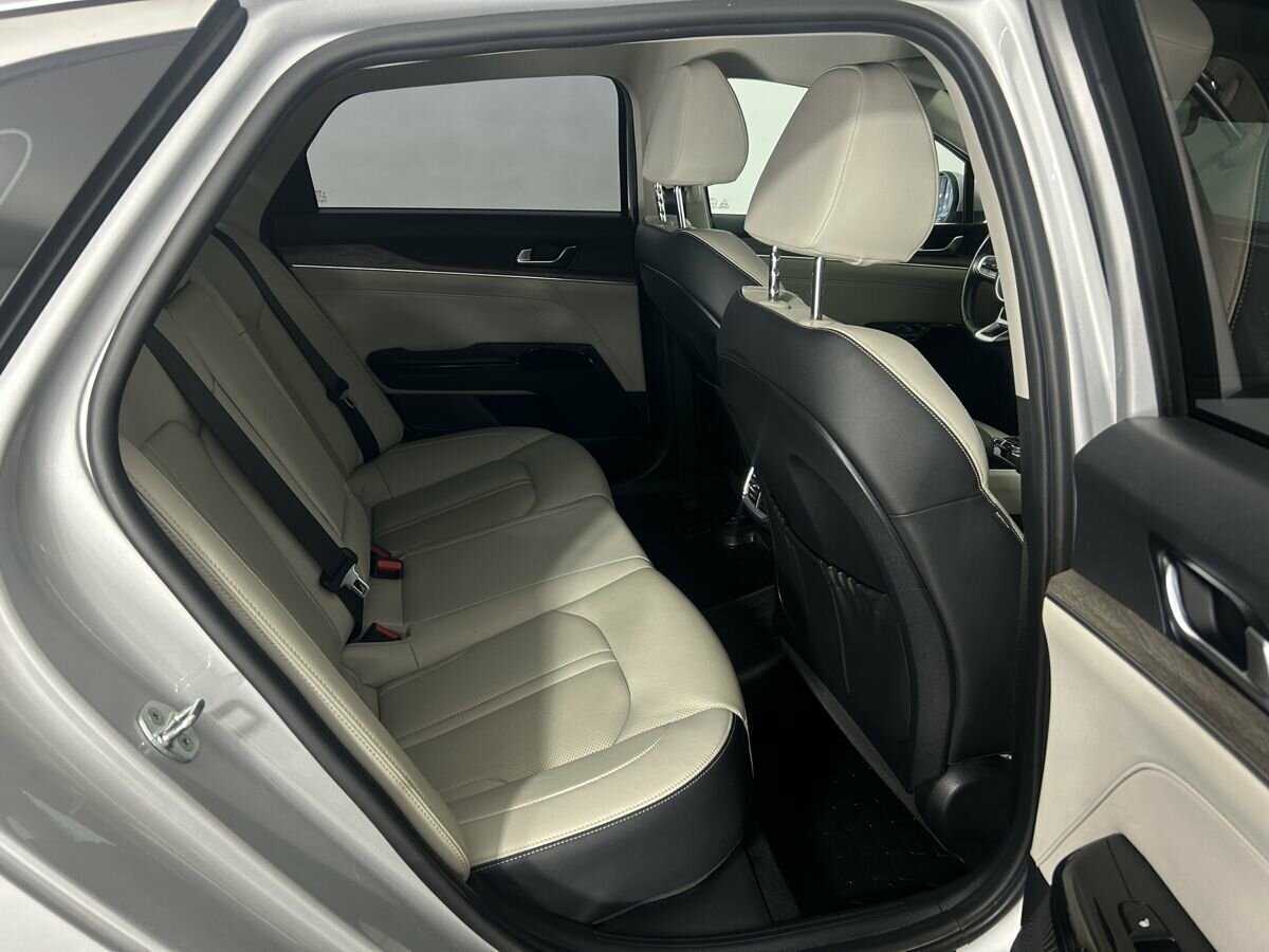 Kia K5 2021 года с пробегом. Фото: #13