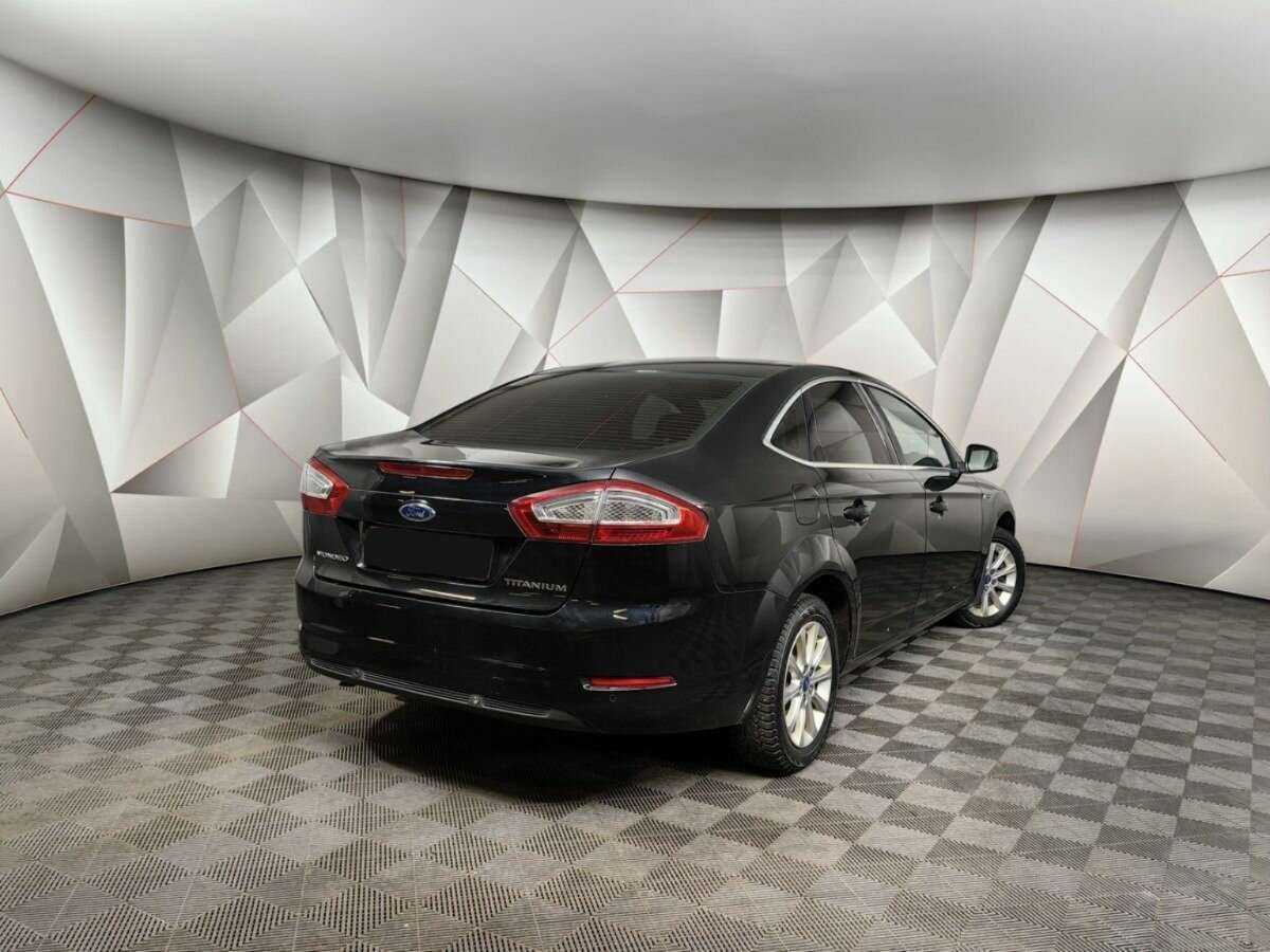Ford Mondeo 2014 года с пробегом. Фото: #1