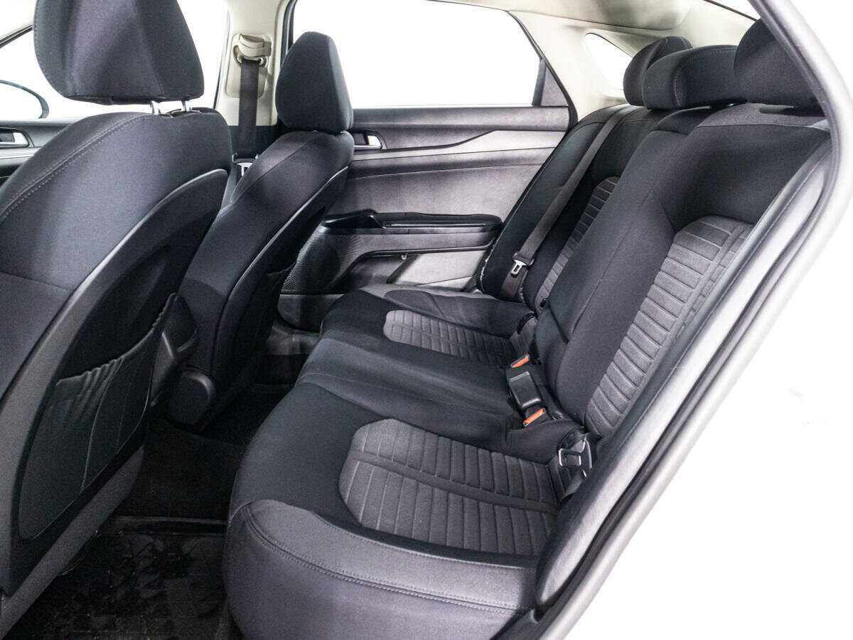 Kia K5 2020 года с пробегом. Фото: #9