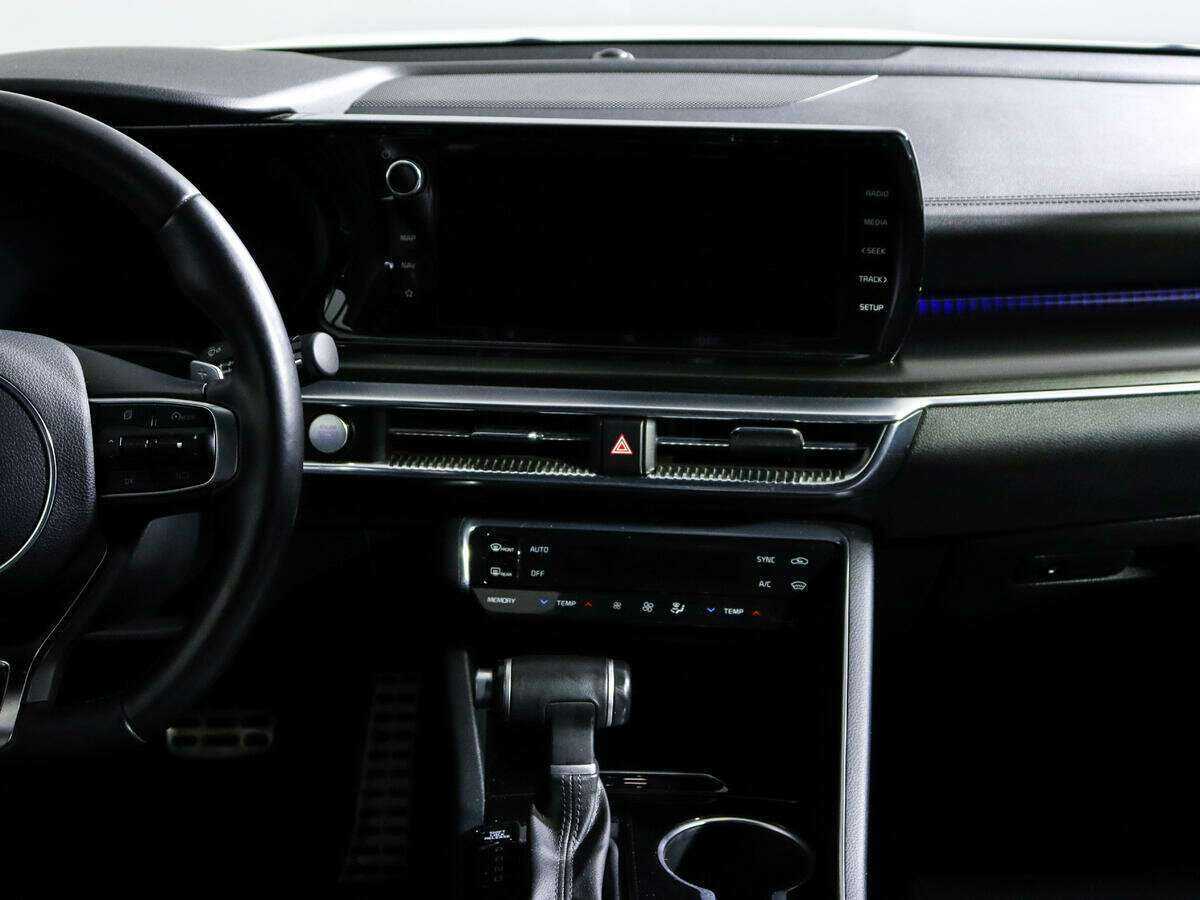 Kia K5 2021 года с пробегом. Фото: #10