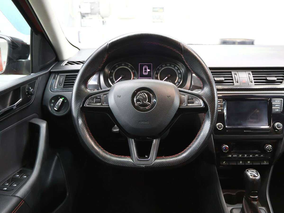 Skoda Rapid 2018 года с пробегом. Фото: #18