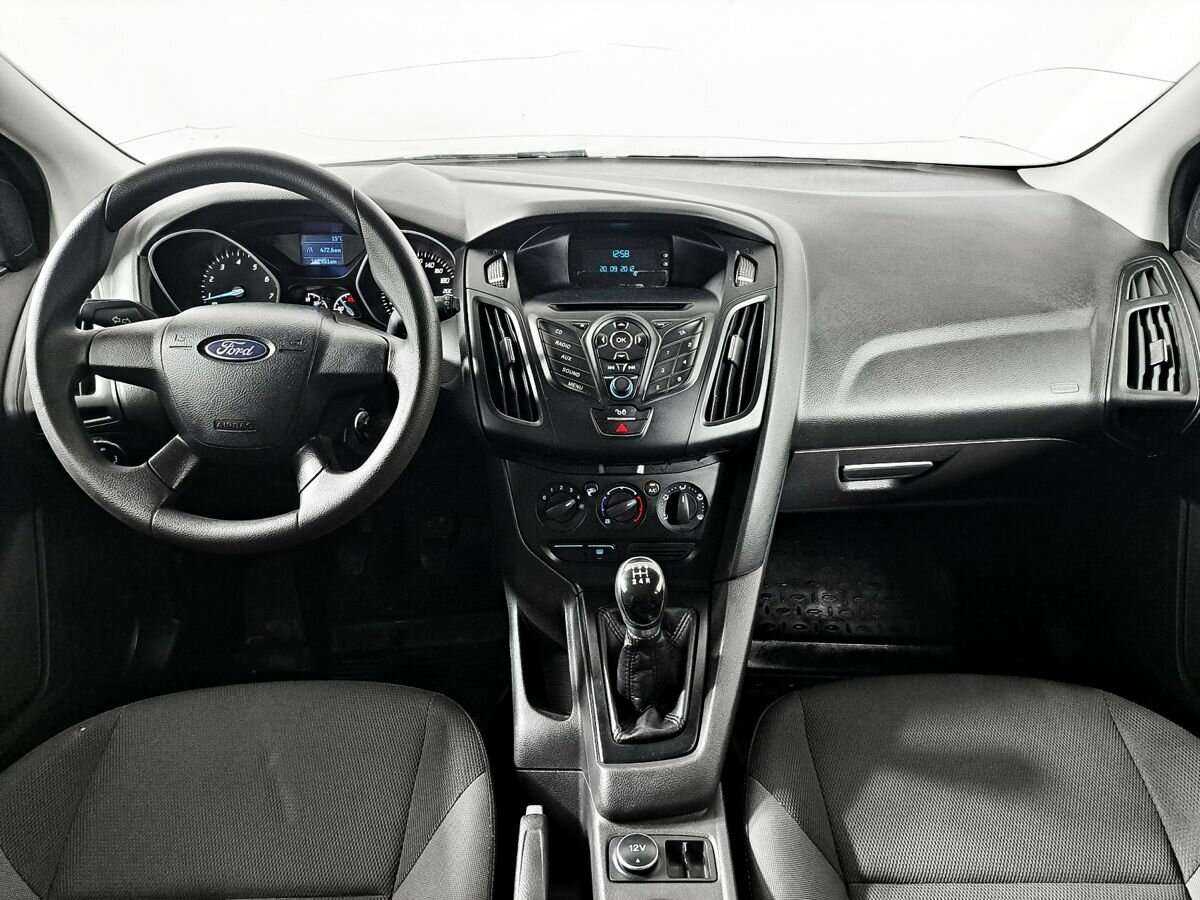 Ford Focus 2012 года с пробегом. Фото: #9