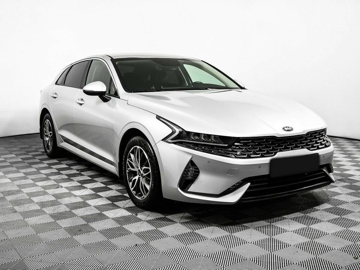 Kia K5 2021 года с пробегом. Фото: #2