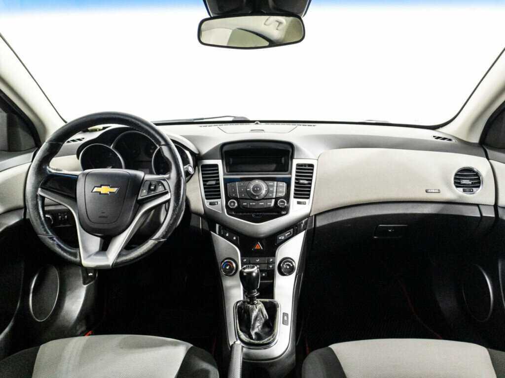 Chevrolet Cruze 2012 года с пробегом. Фото: #12