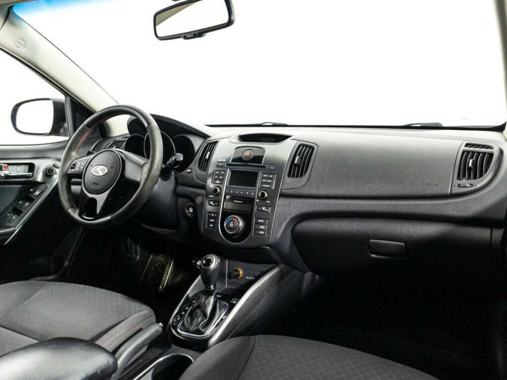 Kia Cerato 2012 года с пробегом. Фото: #8