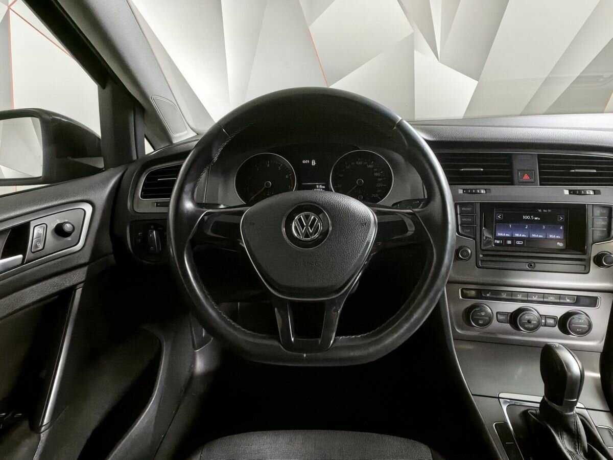 Volkswagen Golf 2013 года с пробегом. Фото: #14