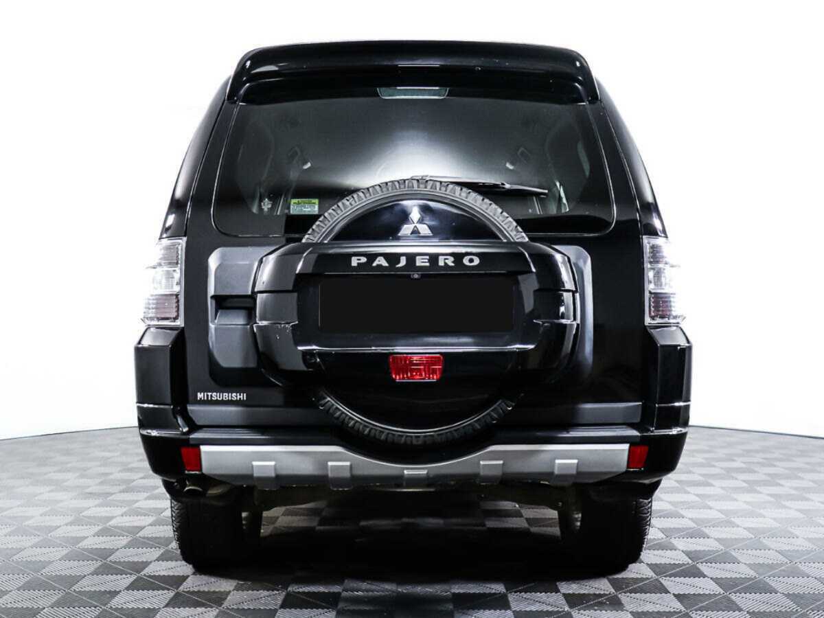 Mitsubishi Pajero 2012 года с пробегом. Фото: #6