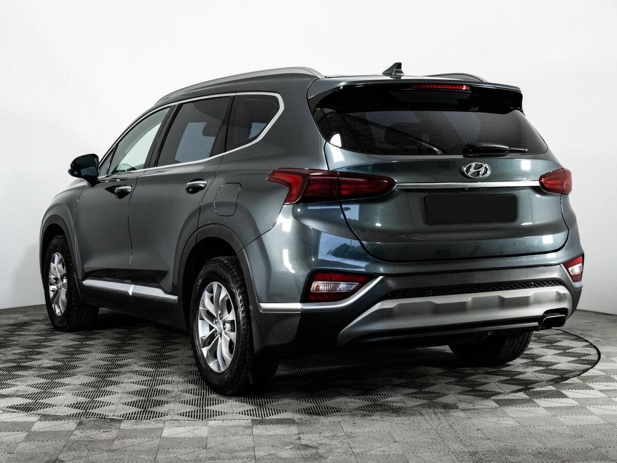 Hyundai Santa Fe 2018 года с пробегом. Фото: #5