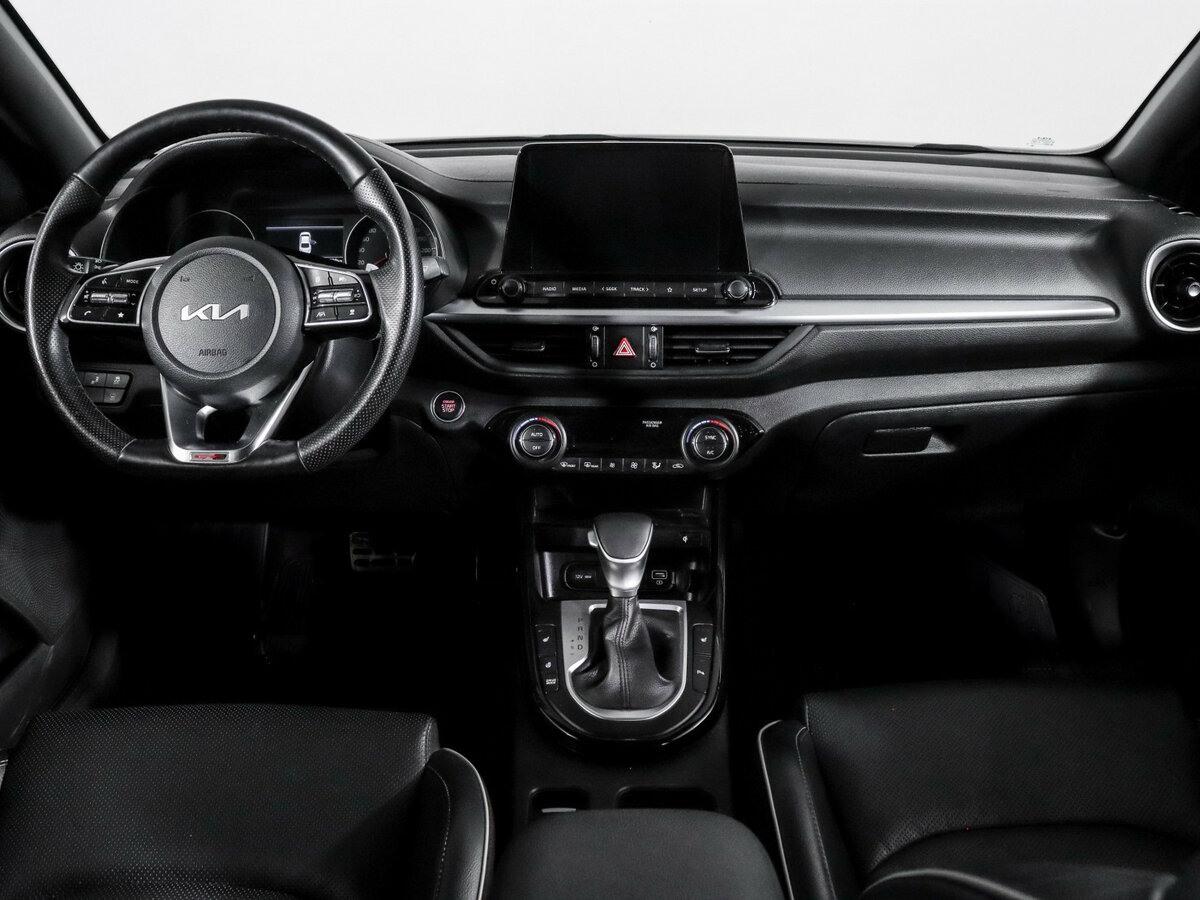 Kia Cerato 2022 года с пробегом. Фото: #9