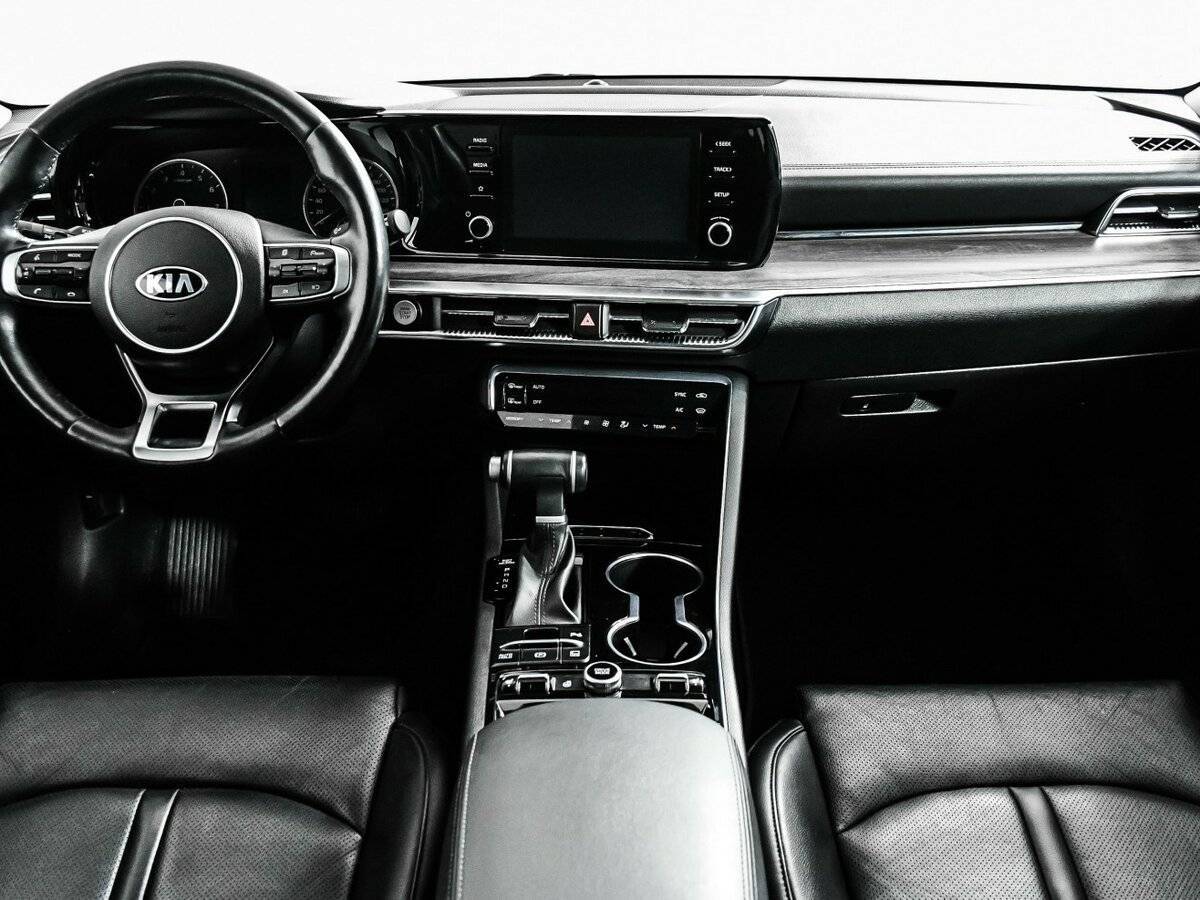 Kia K5 2021 года с пробегом. Фото: #10