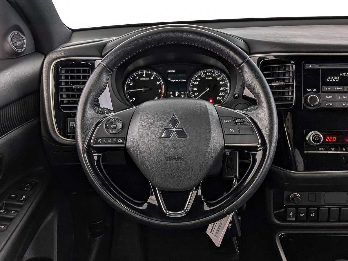 Mitsubishi Outlander 2021 года с пробегом. Фото: #21