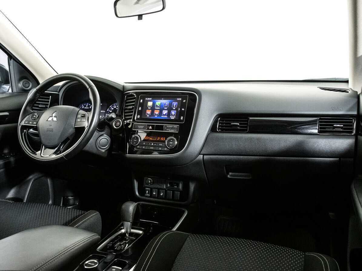 Mitsubishi Outlander 2019 года с пробегом. Фото: #8