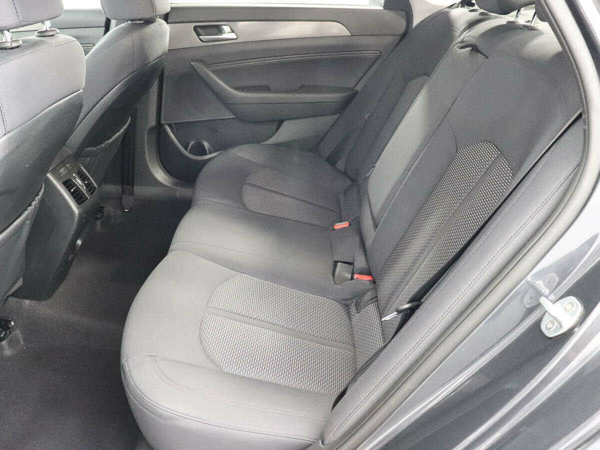 Hyundai Sonata 2018 года с пробегом. Фото: #8