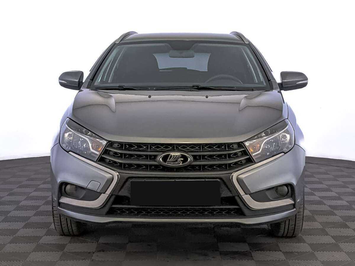 Lada (ВАЗ) Vesta 2021 года с пробегом. Фото: #1