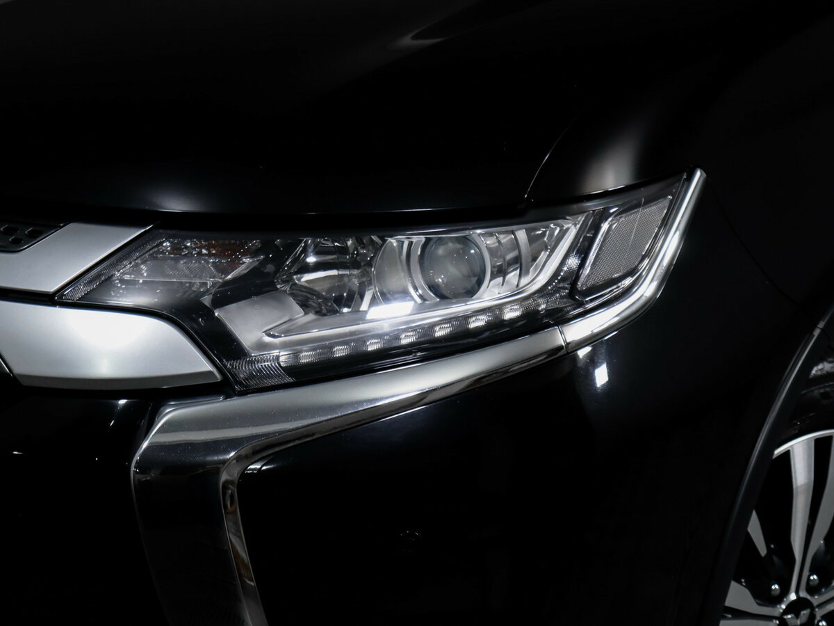 Mitsubishi Outlander 2019 года с пробегом. Фото: #15