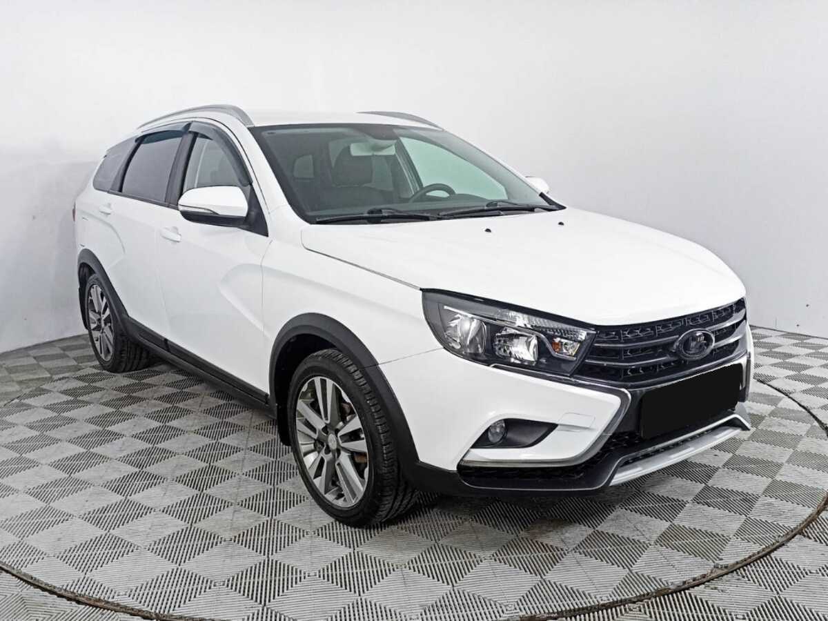 Lada (ВАЗ) Vesta 2017 года с пробегом. Фото: #2