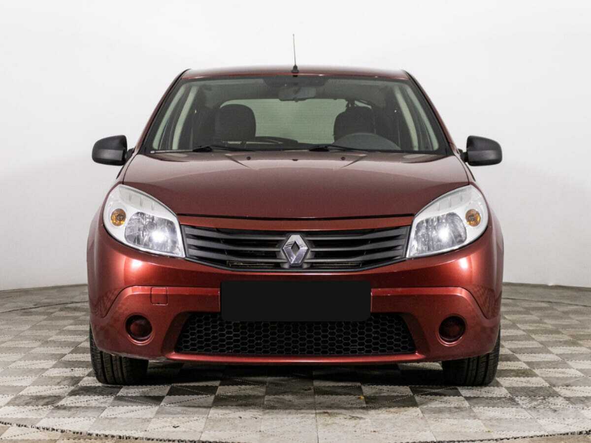 Renault Sandero 2012 года с пробегом. Фото: #1
