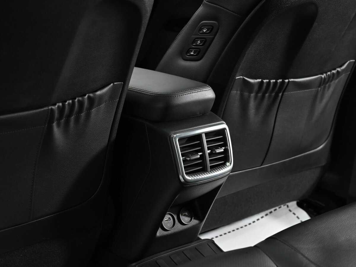 Kia K5 2020 года с пробегом. Фото: #17