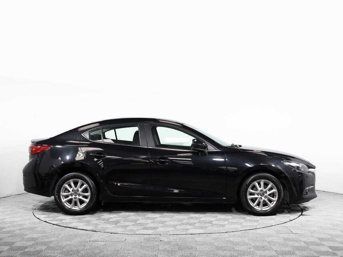 Mazda 3 2017 года с пробегом. Фото: #2