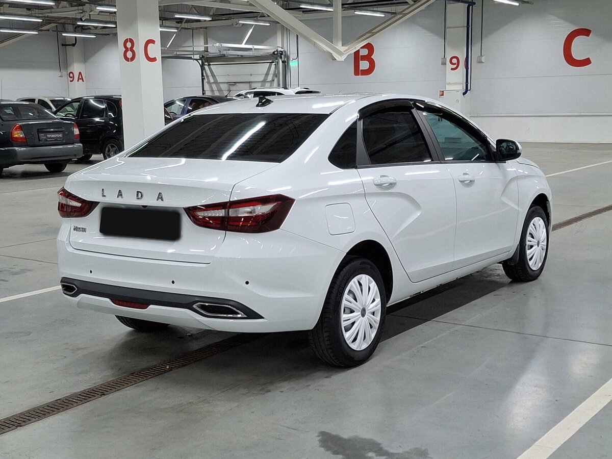 Lada (ВАЗ) Vesta 2023 года с пробегом. Фото: #4