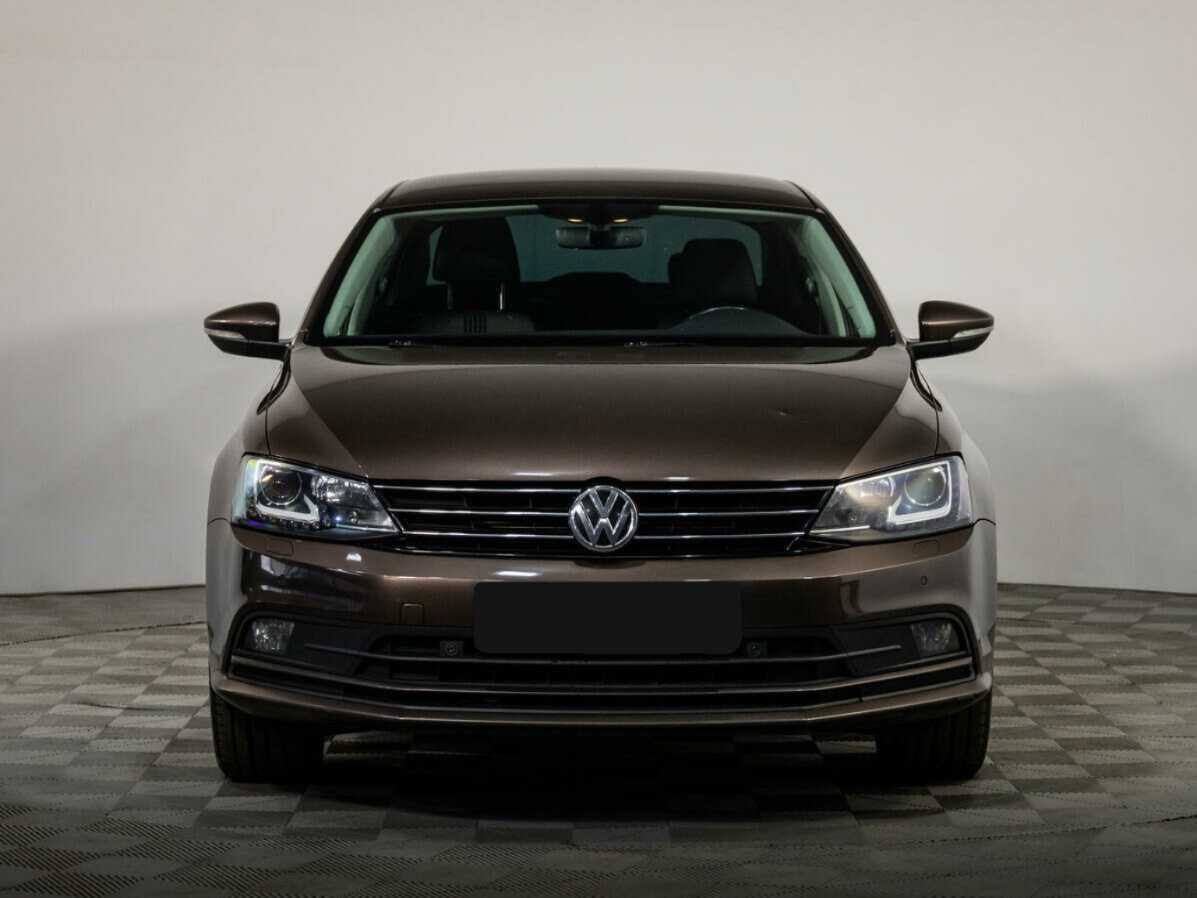 Volkswagen Jetta 2016 года с пробегом. Посмотреть фото