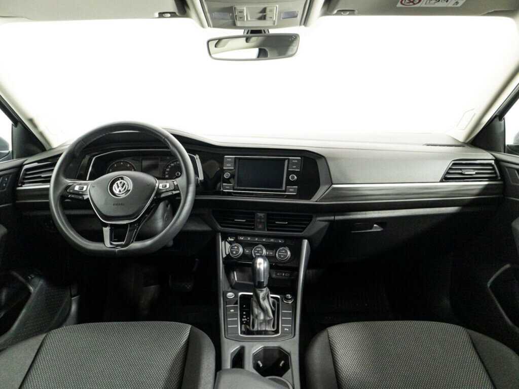 Volkswagen Jetta 2020 года с пробегом. Фото: #12