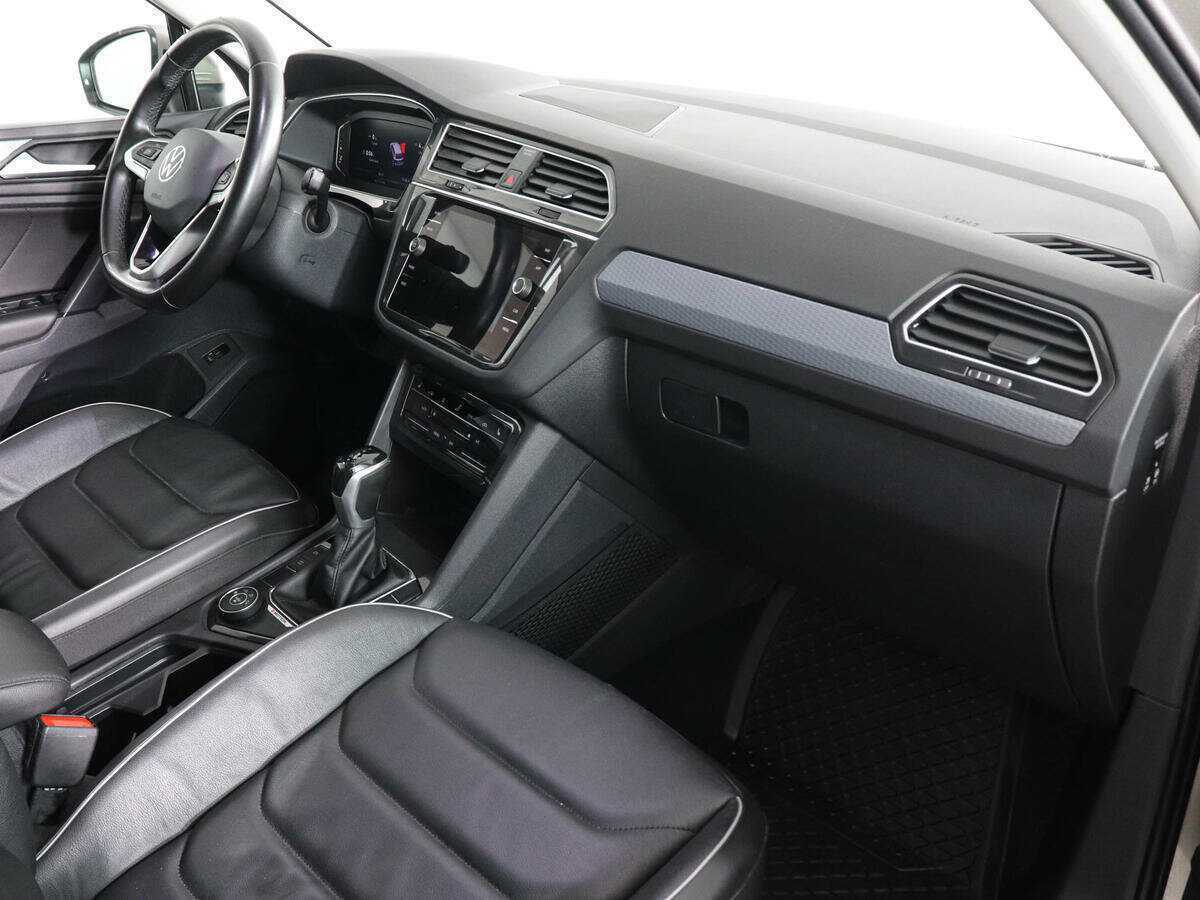 Volkswagen Tiguan 2021 года с пробегом. Фото: #9